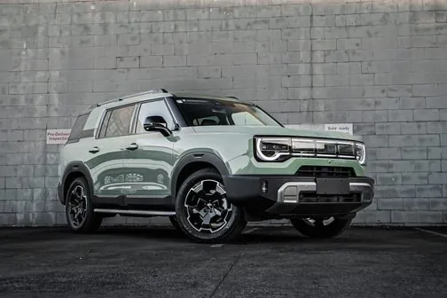 BAIC B30