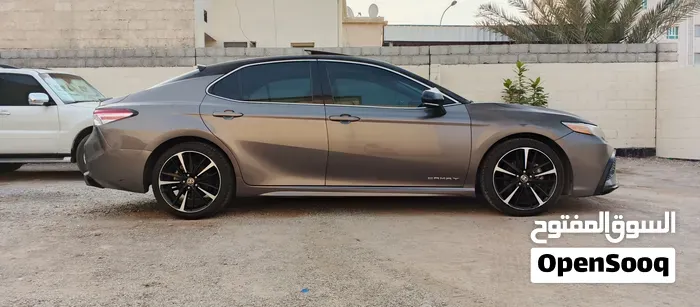 Toyota Camry 2020 photo 3