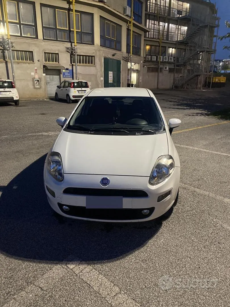 Fiat Punto 2014 photo 2