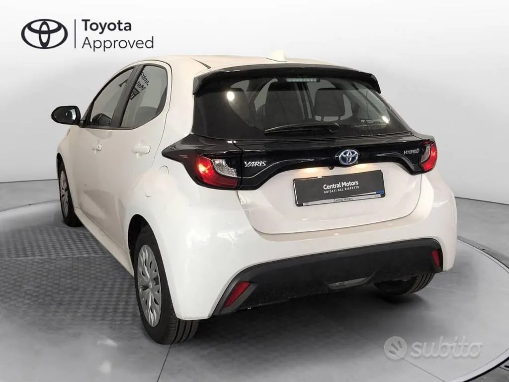 Toyota Yaris 2022 photo 5