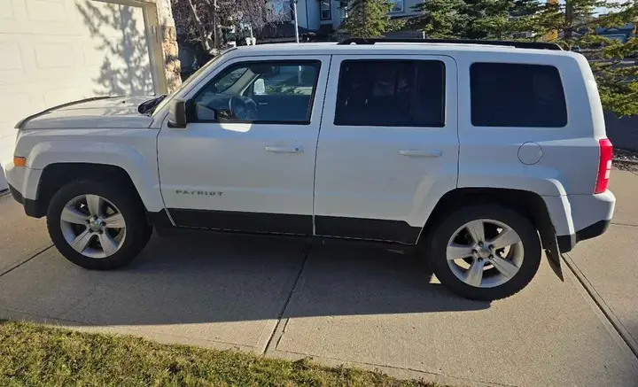 Jeep Patriot 2012 photo 3