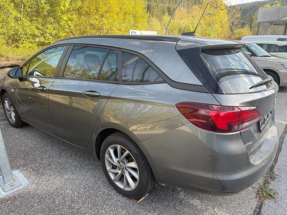 Opel Astra 2021 photo 3