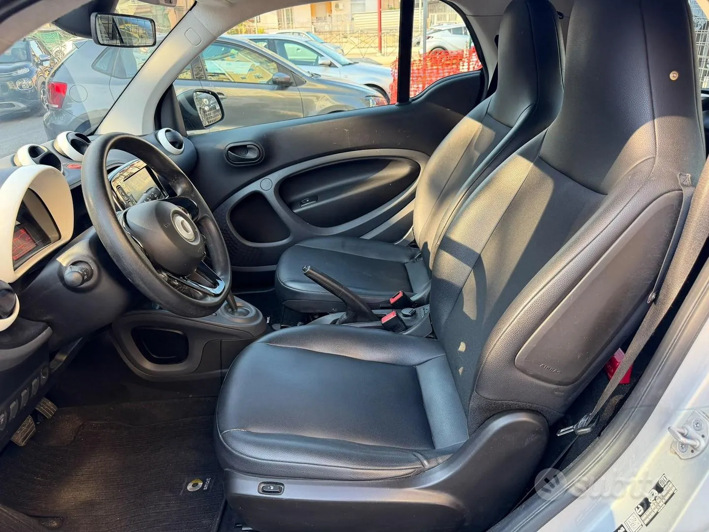 Smart Fortwo 2019 photo 3