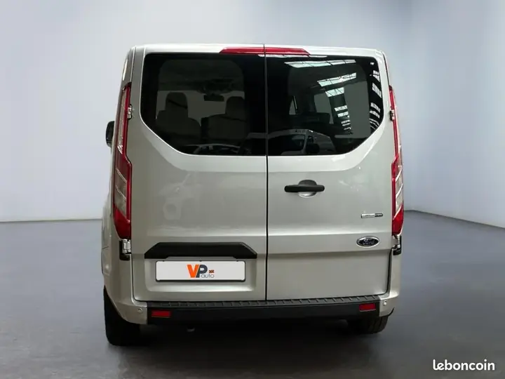 Ford Transit Custom 2023 photo 4