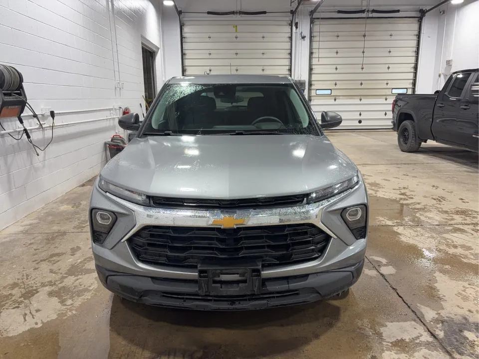 Chevrolet Trailblazer 2024 photo 2