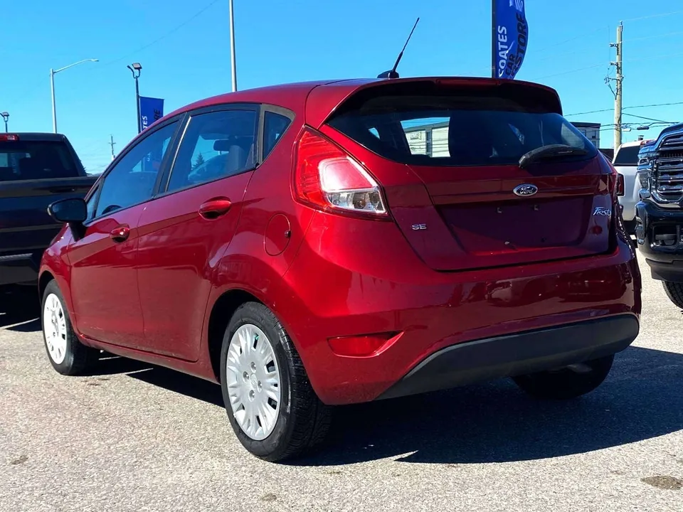 Ford Fiesta 2014 photo 2