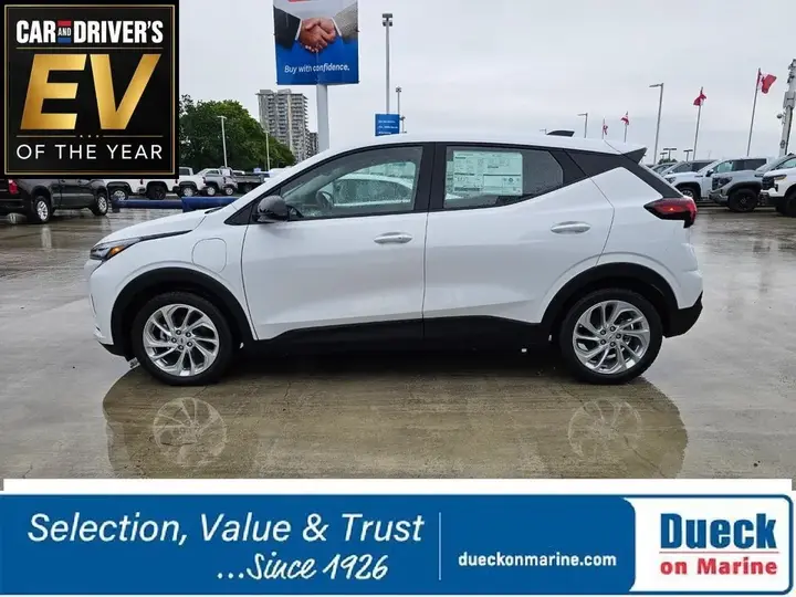 Chevrolet Bolt 2027 photo 5