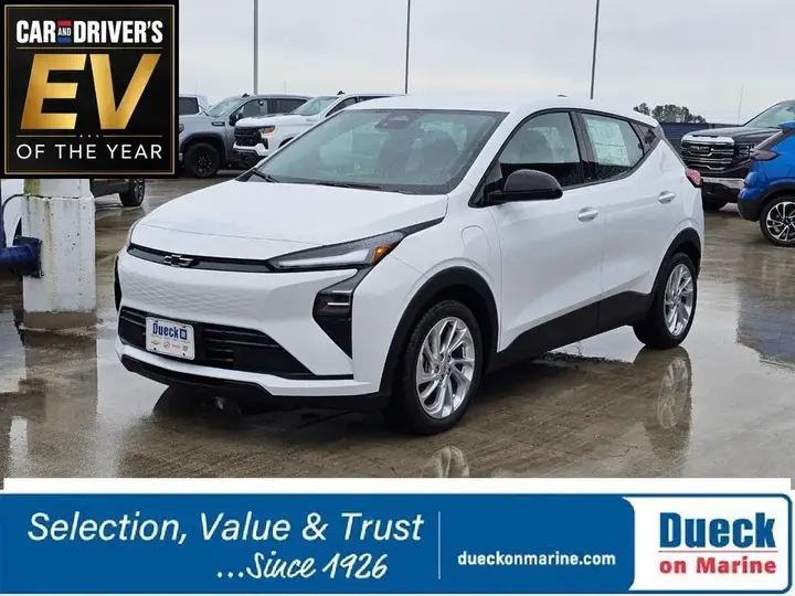 Chevrolet Bolt 2027 photo 4