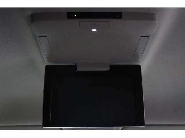 Toyota Es-200 2012 photo 3