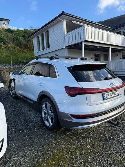Audi E-Tron 2021 photo 5