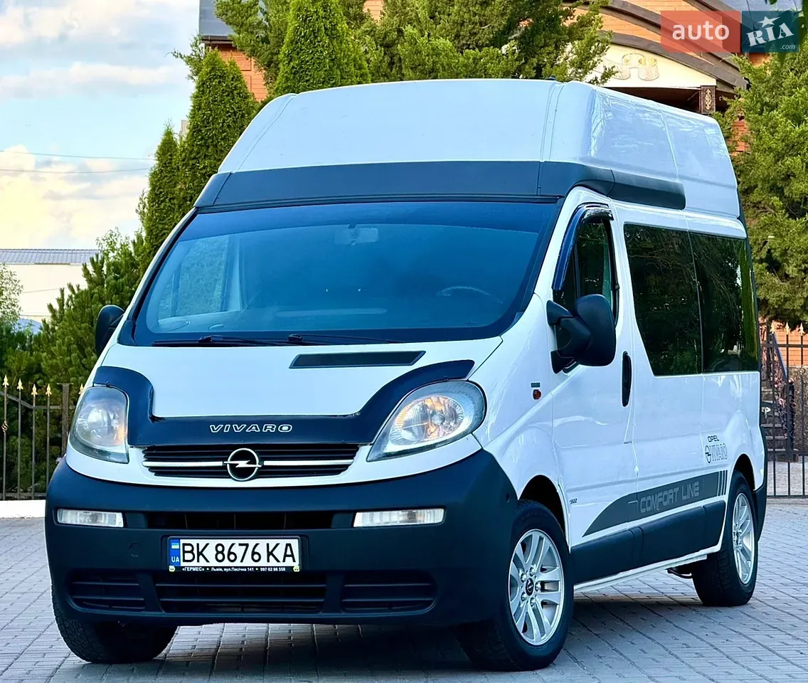 Opel Vivaro 2004 photo 2