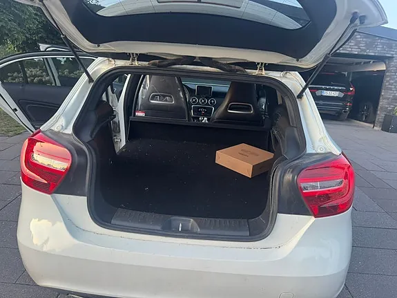 Mercedes-Benz A180 2014 photo 5