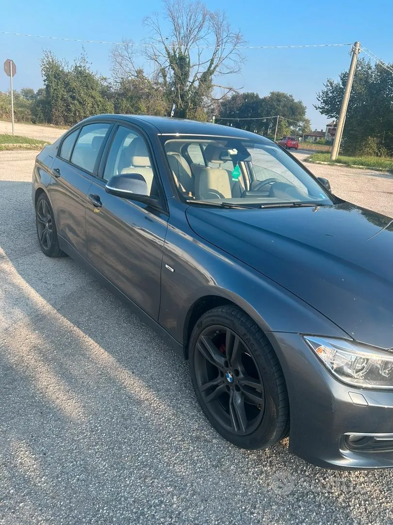 BMW 320D 2013 photo 2