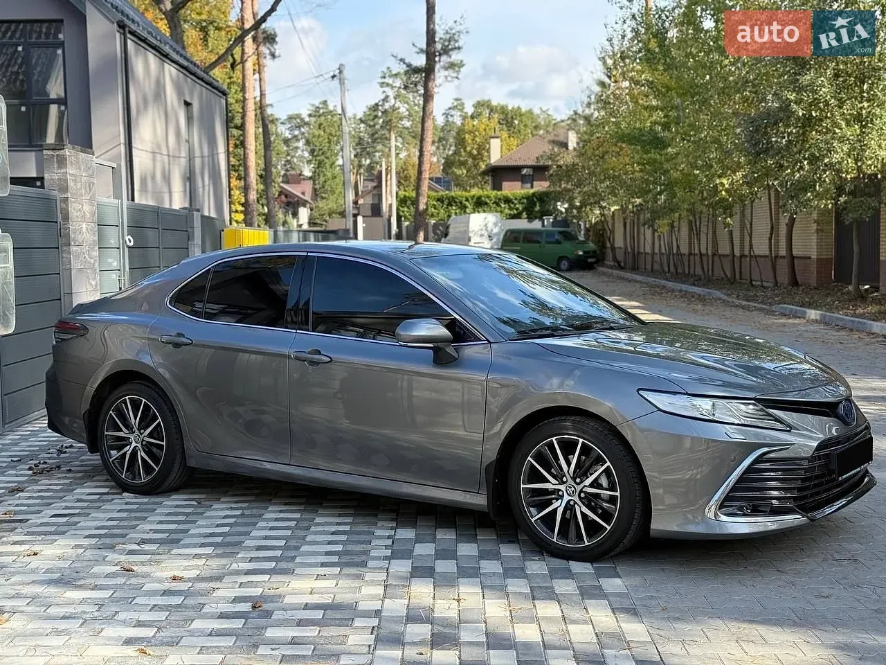 Toyota Camry 2021 photo 3