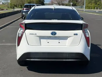 Toyota Prius 2016 photo 5
