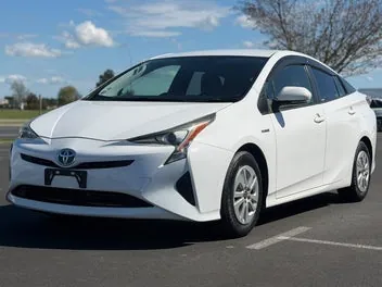 Toyota Prius 2016 photo 2