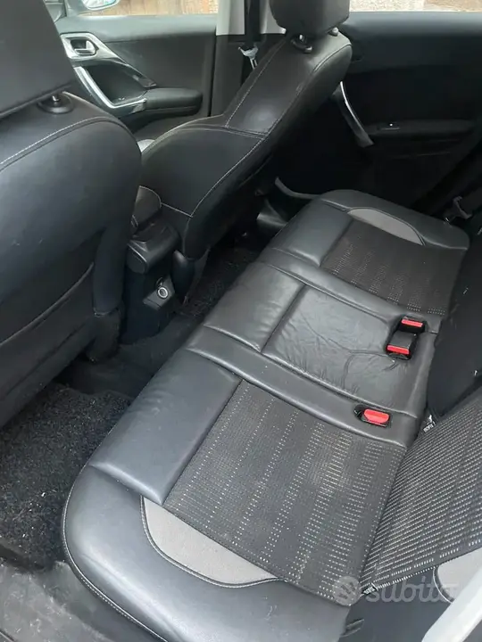 Peugeot 2008 2014 photo 4
