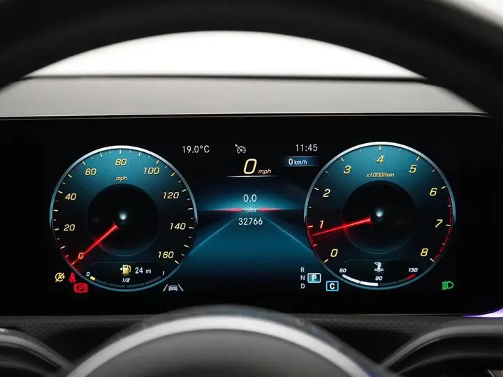 Mercedes-Benz A-Class 2022 photo 4