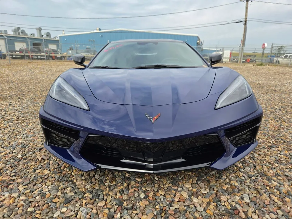 Chevrolet Corvette Stingray 2026 photo 2