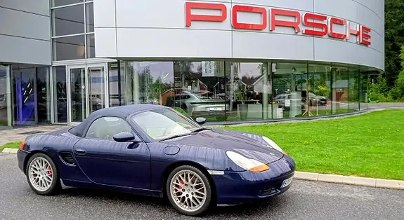 Porsche Boxster 1999 photo 2