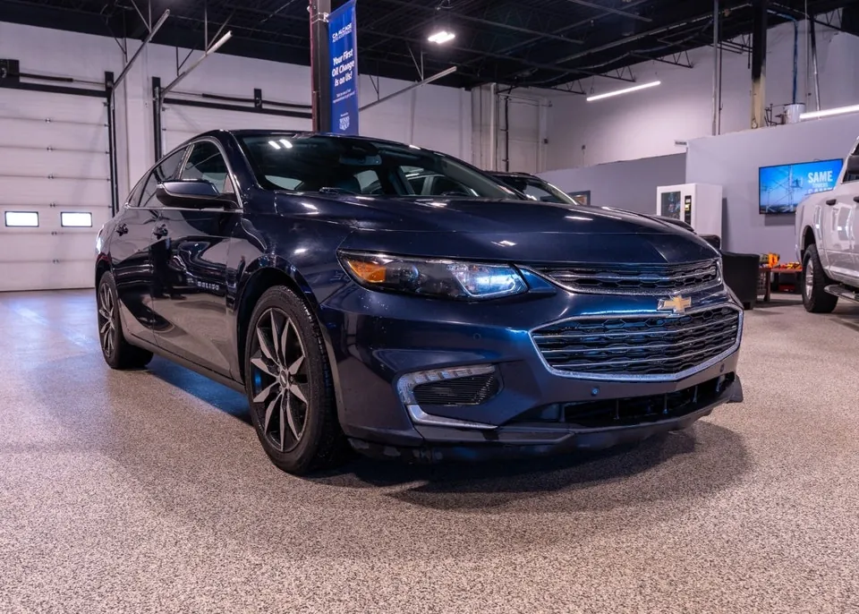 Chevrolet Malibu 2018 photo 3