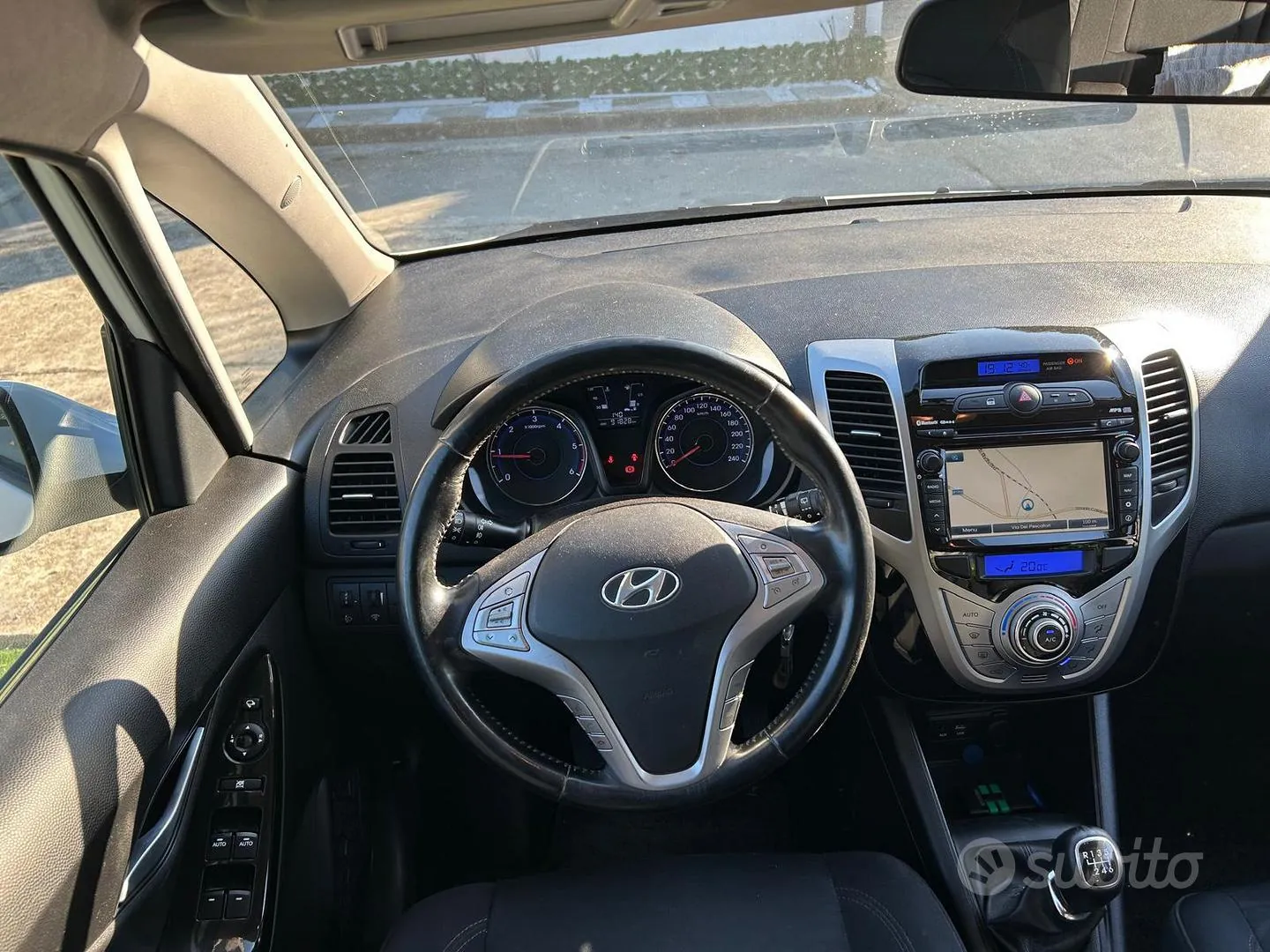 Hyundai Ix20 2016 photo 3