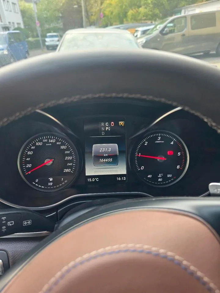 Mercedes-Benz V250