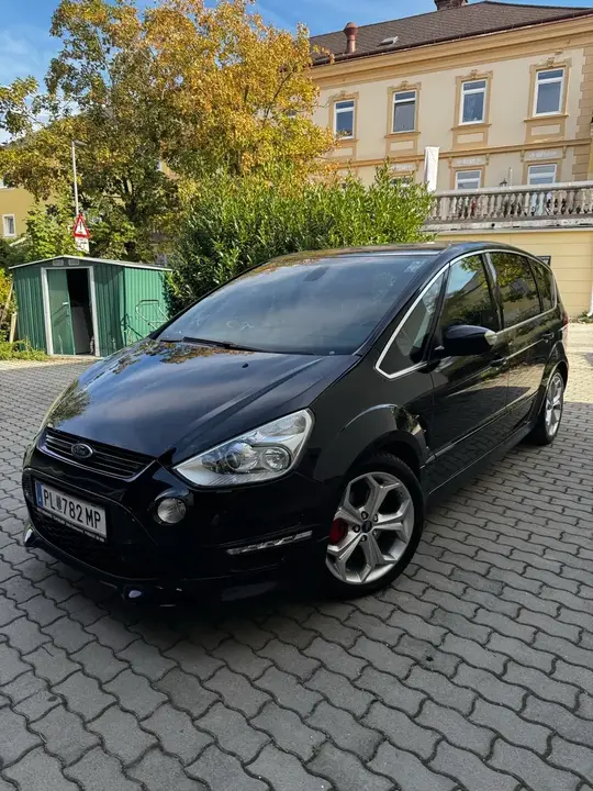 Ford S-Max 2011 photo 2