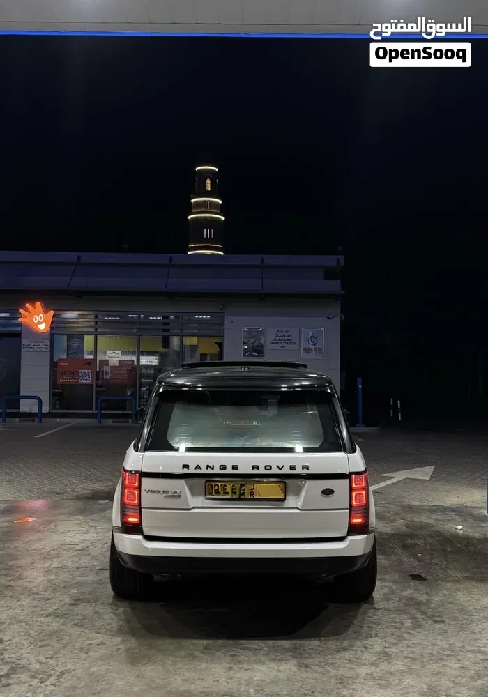 Land Rover Range Rover Vogue 2014 photo 3