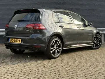 Volkswagen Golf 2015 photo 2