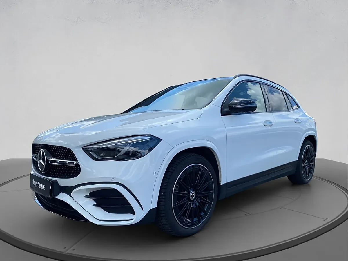Mercedes-Benz Gla Class 2024 photo 2