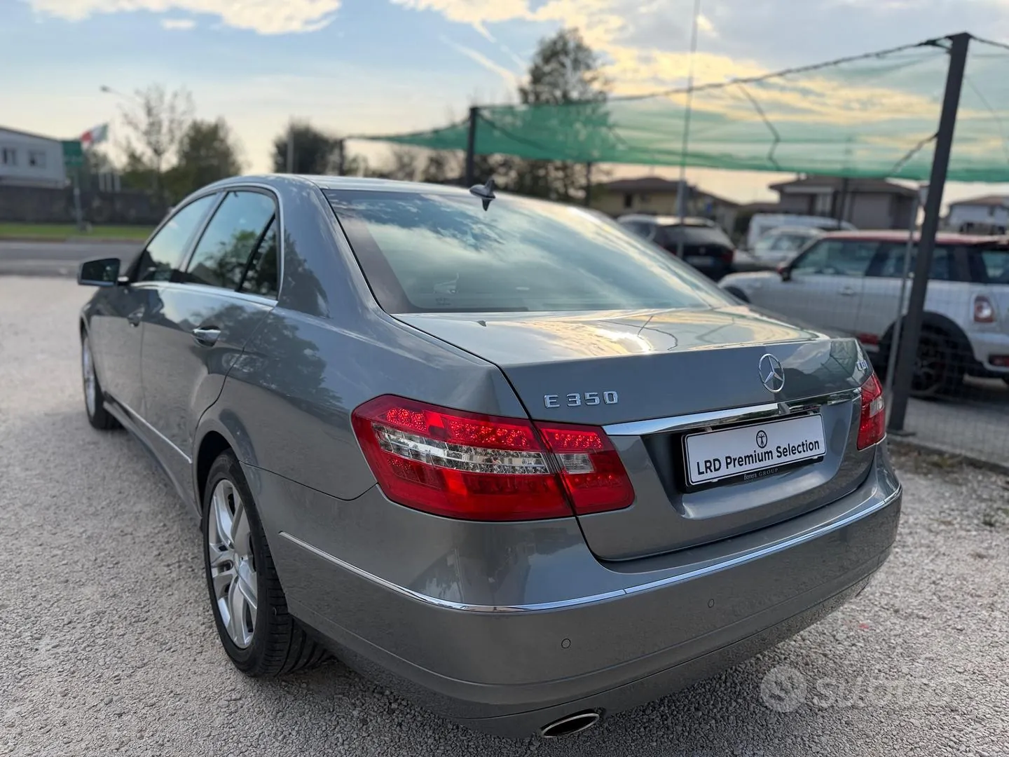 Mercedes-Benz E-Class 2010 photo 3