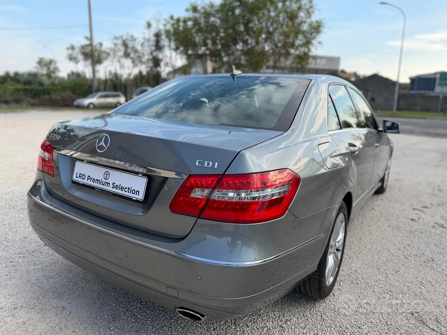 Mercedes-Benz E-Class 2010 photo 5