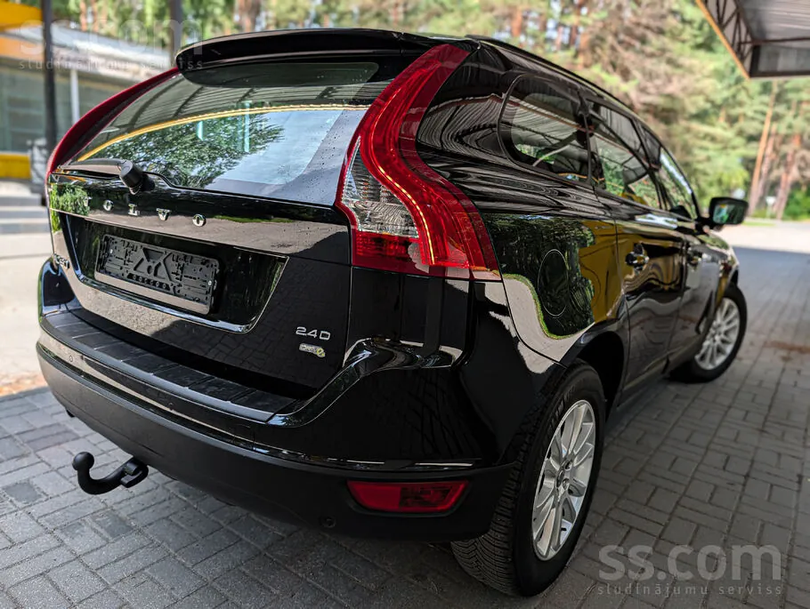 Volvo Xc60 2010 photo 2
