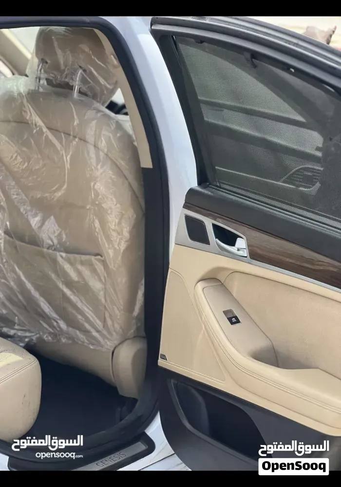 Genesis G80 2016 photo 3
