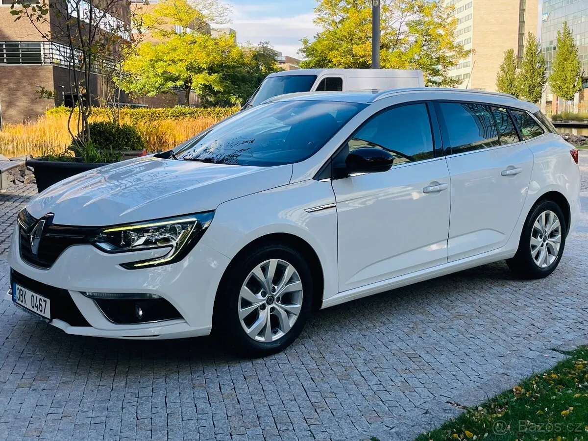 Renault Megane 2026 photo 2