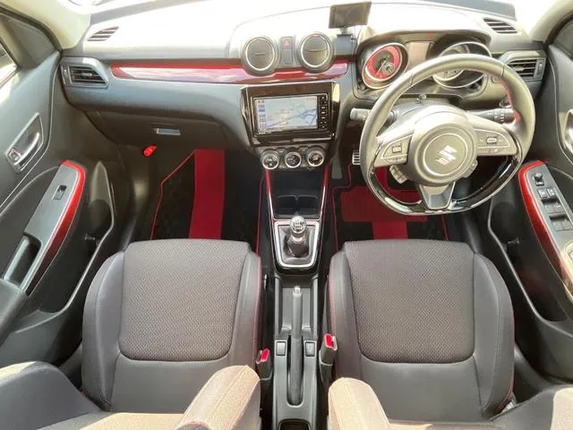 Suzuki Swift 2020 photo 2
