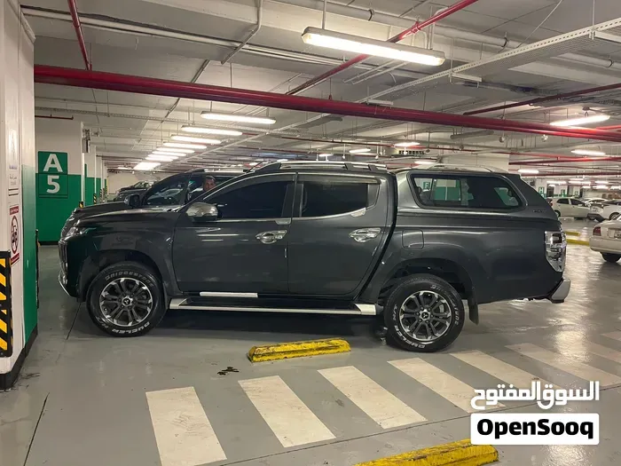 Mitsubishi L200 2022 photo 2