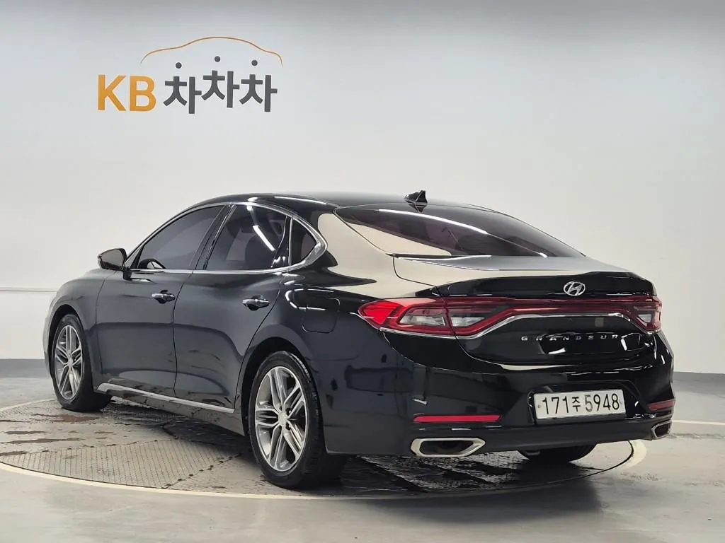 Hyundai Grandeur 2018 photo 2