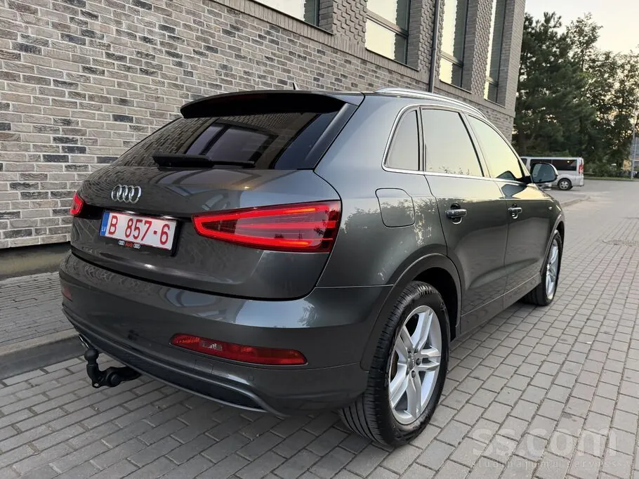 Audi Q3 2013 photo 2