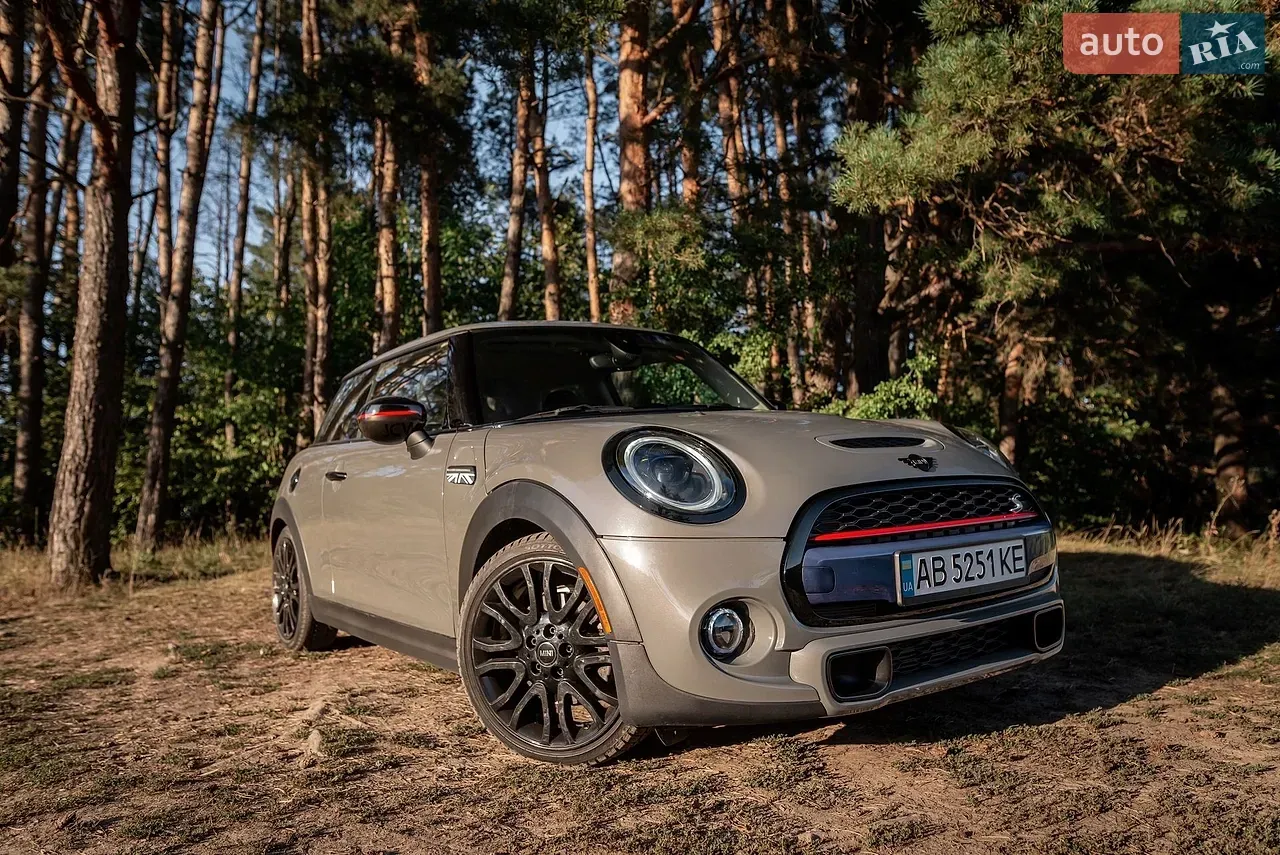 Mini Cooper 2019 photo 2