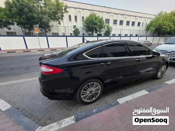 Ford Fusion 2016 photo 2
