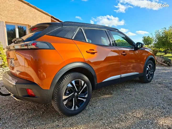 Peugeot 2008 2020 photo 2