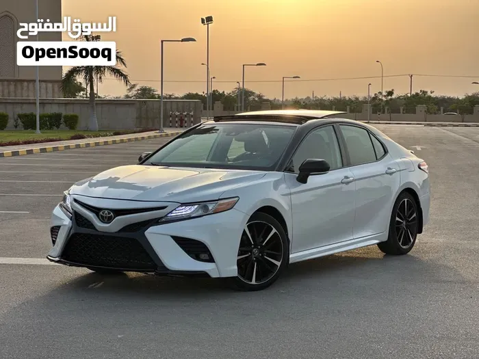 Toyota Camry 2020 photo 2
