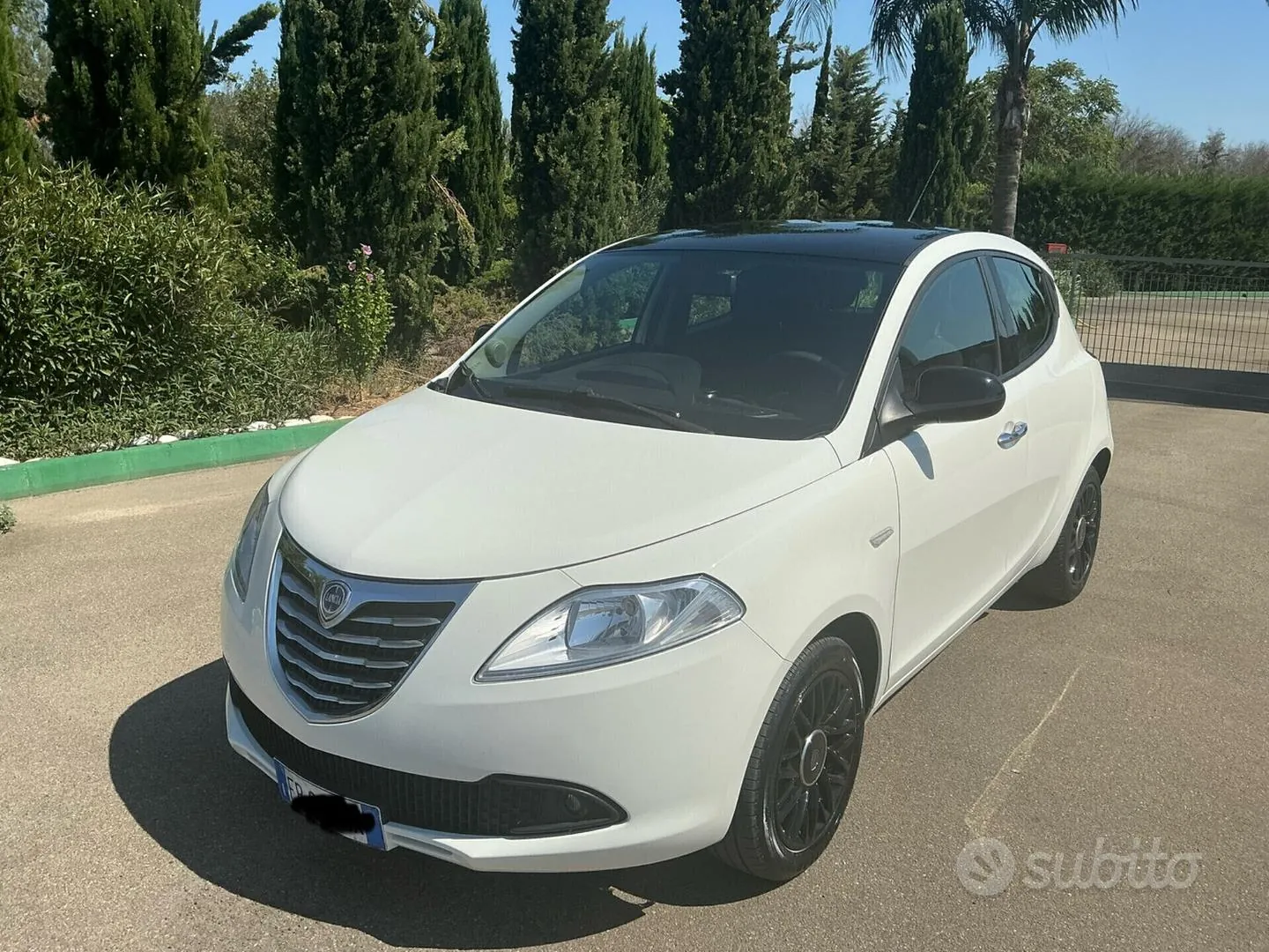 Lancia Ypsilon 2018 photo 2