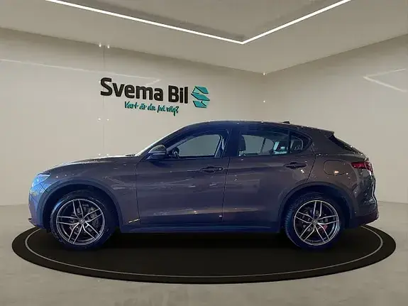 Alfa Romeo Stelvio 2017 photo 3