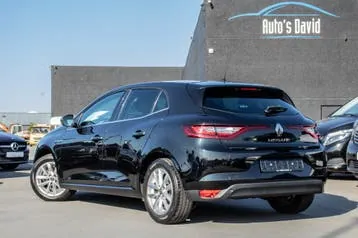 Renault Megane 2018 photo 2