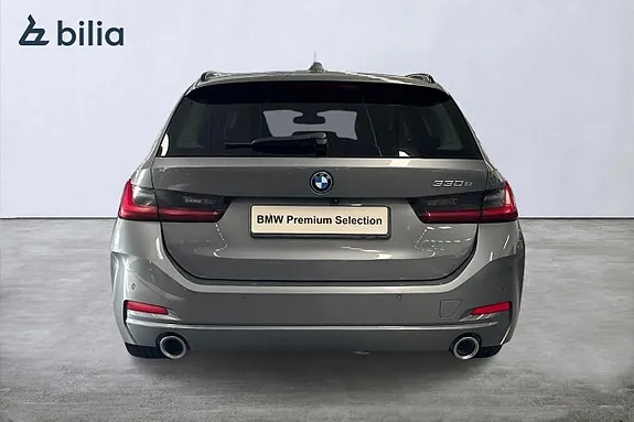 BMW 330E 2023 photo 4