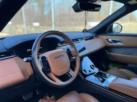 Land Rover Velar