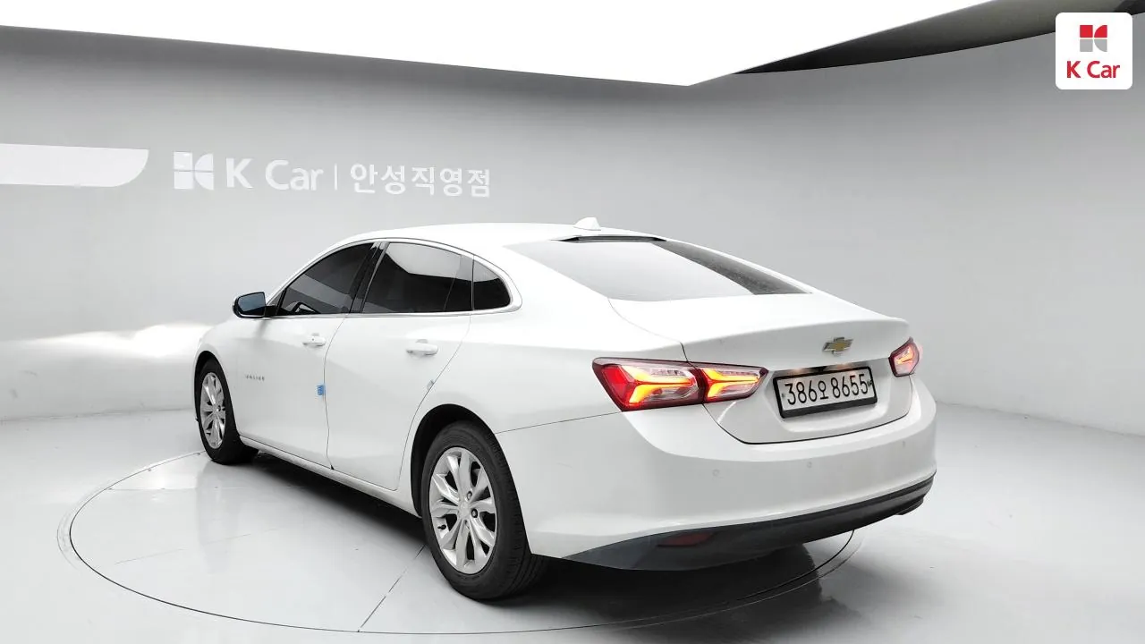 Chevrolet Malibu 2019 photo 2